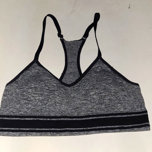Athletic Works Seamless Sports Bra - Picture 1 of 3